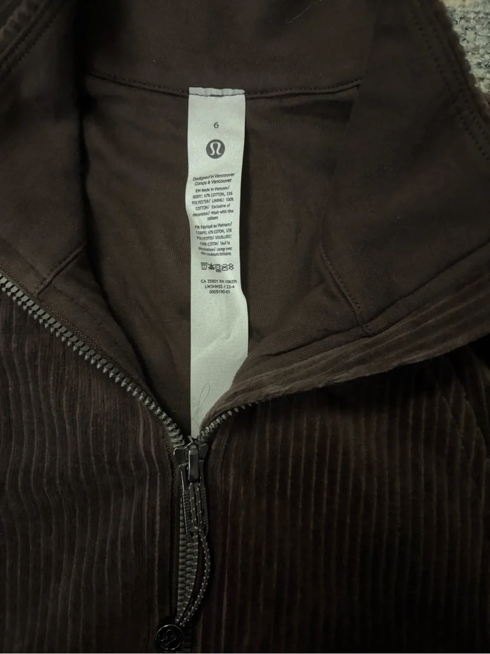 Lululemon Scuba Track Jacket Velvet Cord in Espresso size 6